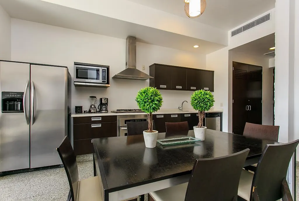 In 04 2Beds- 6Guests-Mamitas Beach Area Playa del Carmen Daire