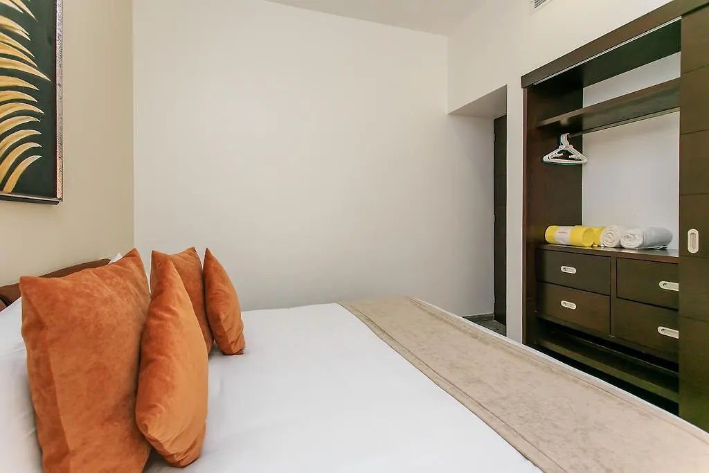 In 04 2Beds- 6Guests-Mamitas Beach Area