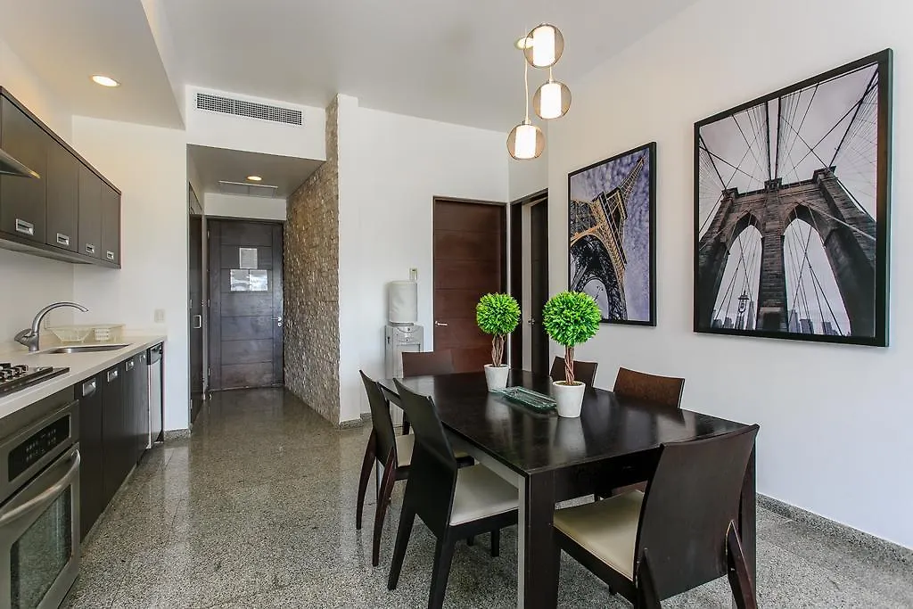In 04 2Beds- 6Guests-Mamitas Beach Area Playa del Carmen Messico